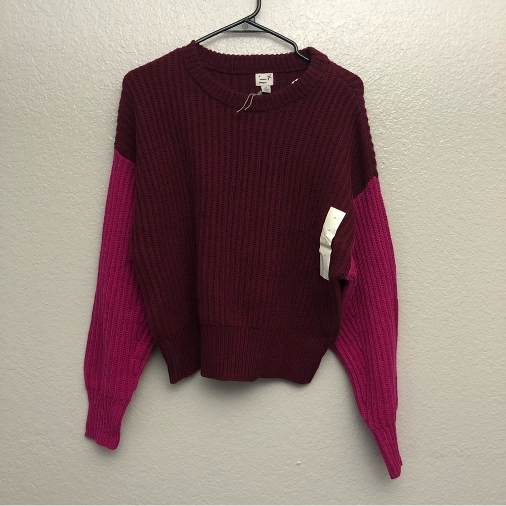 A New Day Women’s Burgandy & Pink Cable Knit Sweater Small‎ NWOT